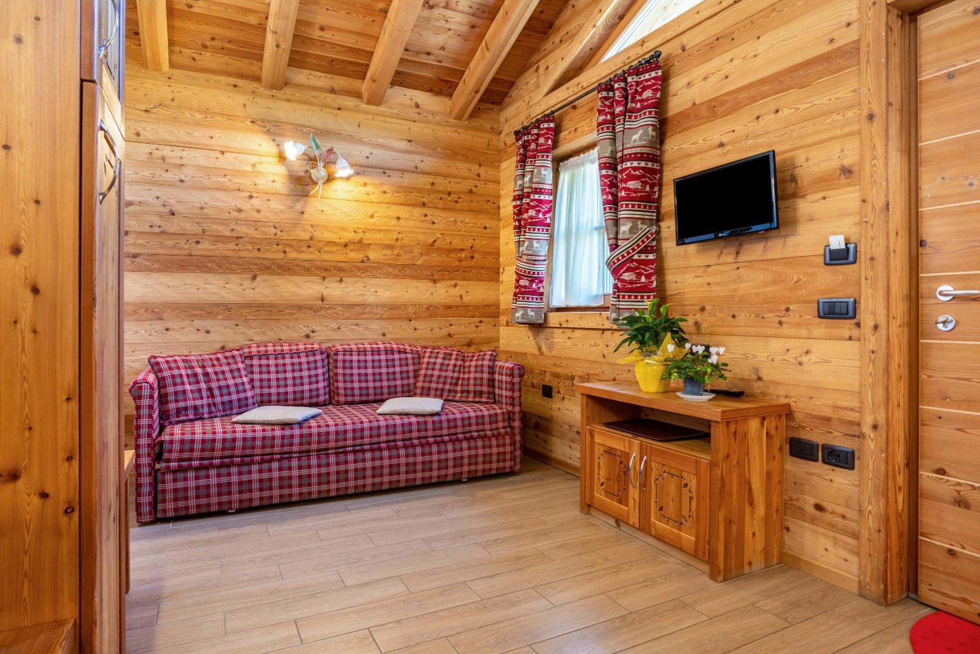 Chalet Camping Fae 3 Villa Madonna Dış mekan fotoğraf