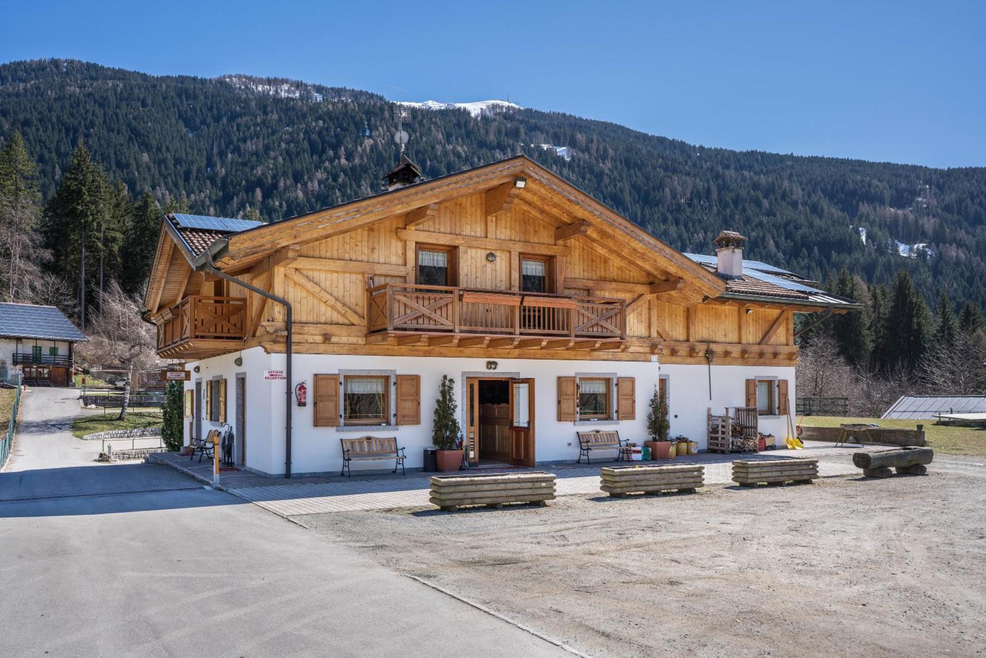 Chalet Camping Fae 3 Villa Madonna Dış mekan fotoğraf